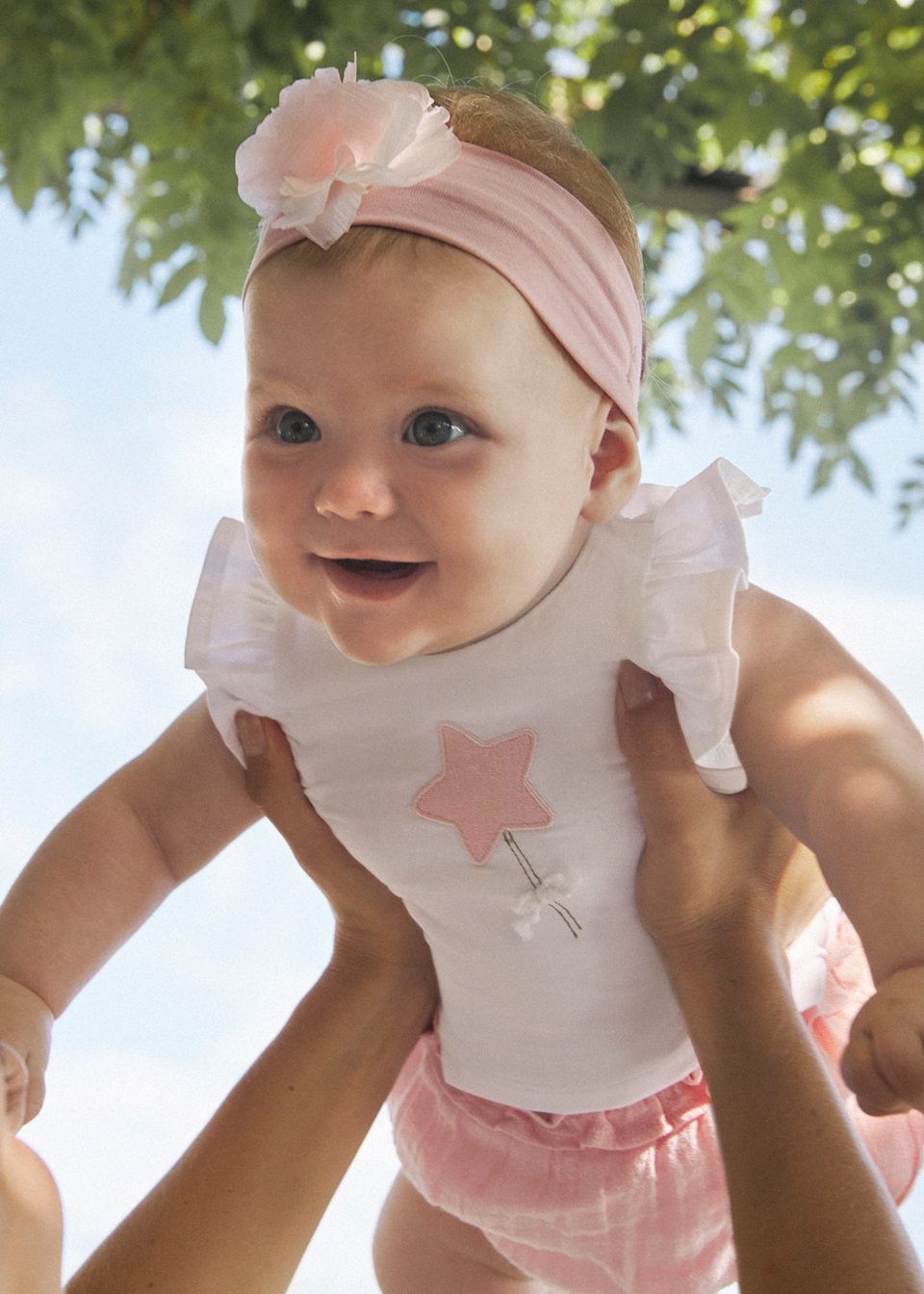 1255 Newborn Bloomers and T-Shirt Set