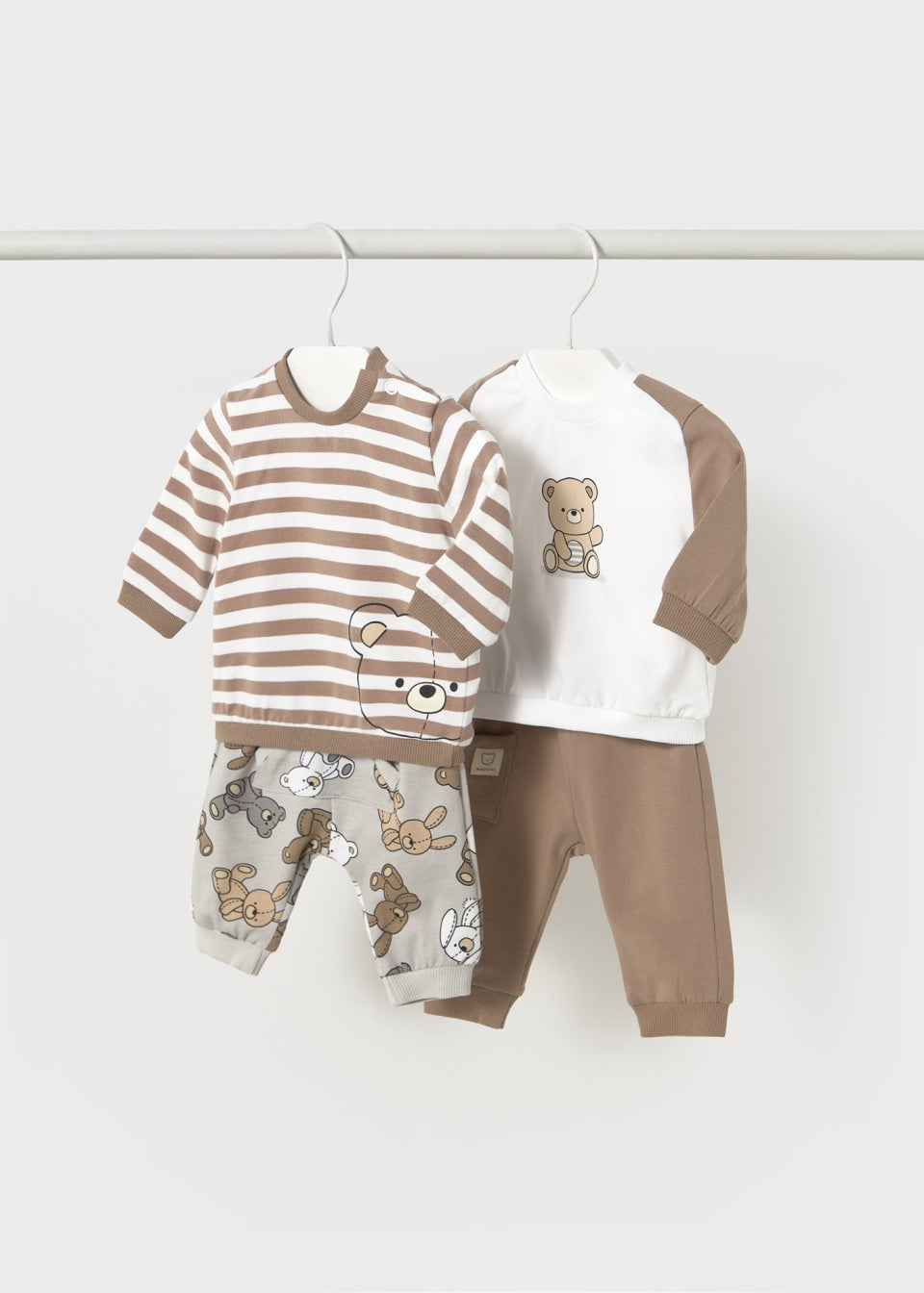 1612 Newborn 4-Piece Set with Pants