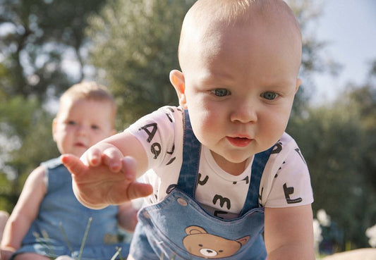 1622 Newborn Dungaree and T-Shirt Set